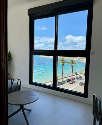 Hyper Centre, Front De Mer