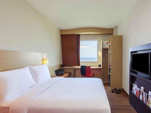 Ibis Manado City Center Boulevard