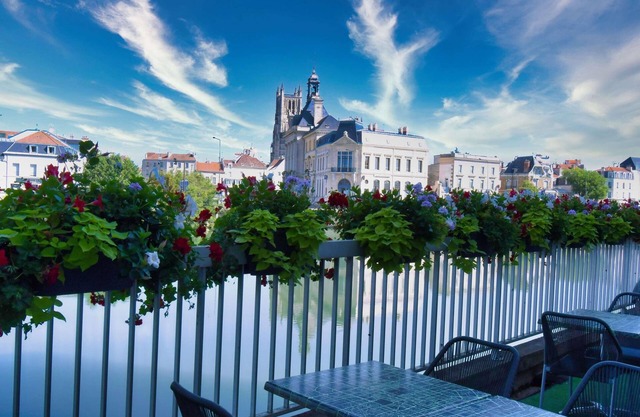 Ibis Styles Meaux Centre