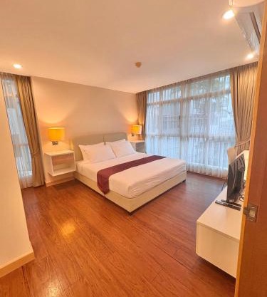 ICON NARINDRA SUITES HOTEL Sukhumvit Bangkok Thailand 50sqm to 90sqm Rooms & FREE Minibar