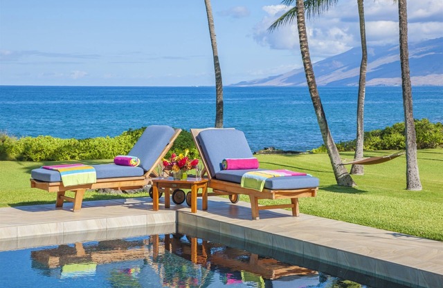 ICONIC OCEANFRONT ESTATE IN WONDERFUL WAILEA, MAUI!