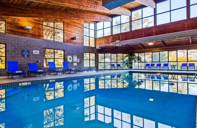 Ideal for Couple Beach Getaway! Ocean Front Unit | Free Parking