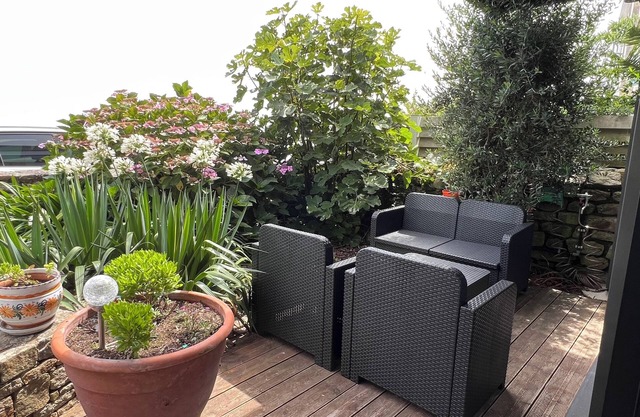 Ideally located, this apartment has an incredible scenic seaview on the ocean