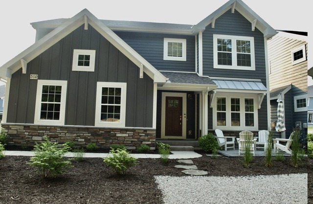 Idlewood Cottage, 5BR Home Near Beaches, Year-Round Pool & Hot Tub