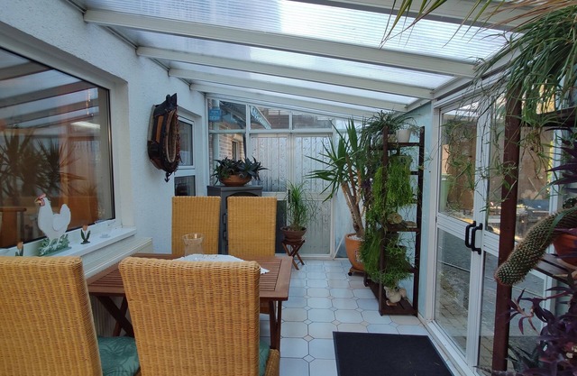 Idyllic Condo/Wanderreitstation with conservatory and private courtyard