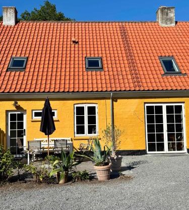 Idyllic House By Hammersø And The Opal Lake