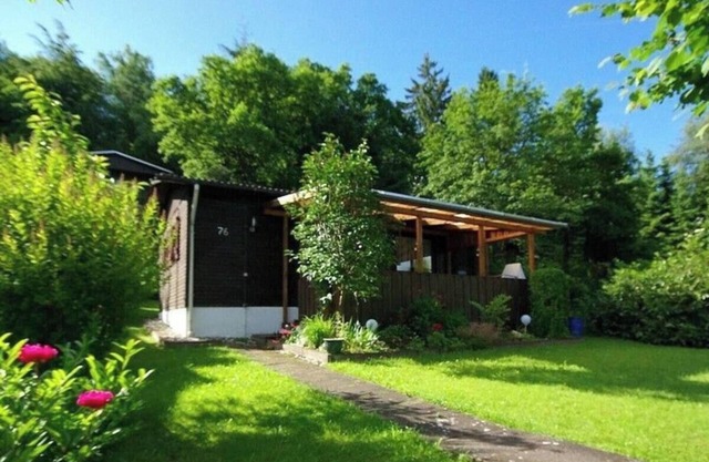 Idyllically situated forest cottage in the front Hunsrück