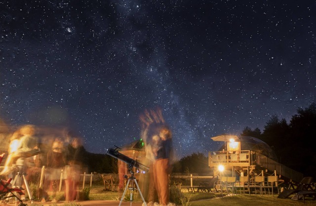 Igloo of the Orion stars, come as a family!