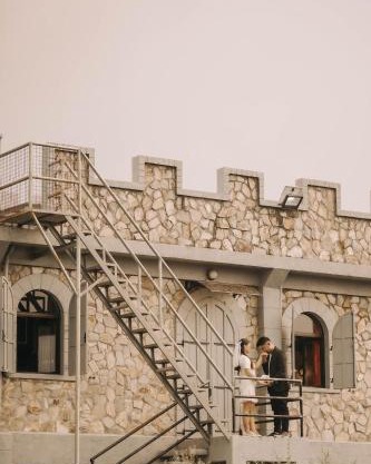 IL PICCOLO CASTELLO- Italian-inspired Castle