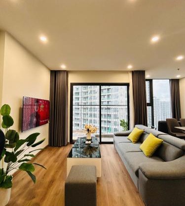 Imperia Smart City View Park and Lake