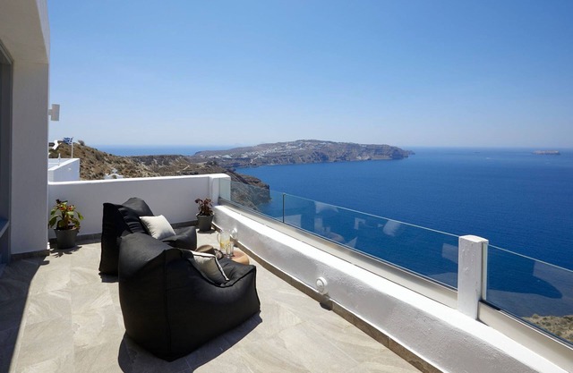 Impressive Santorini Villa | 2 Bedrooms | Villa Inuyasha | Breathtaking Aegean.
