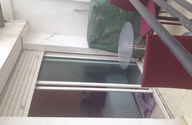 In the heart of Casablanca, at the foot of the tramway, wifi