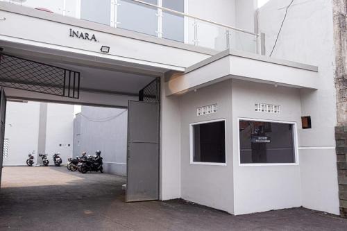 Inara Guesthouse & Villa