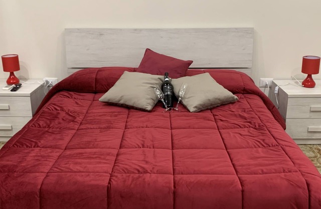 Independent Villa with Garden FREE WI-WI FREE PARKING