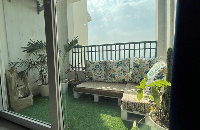 Indigo by Grehstay 1BHK Serviced Apartment