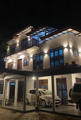 Induwara Holiday home