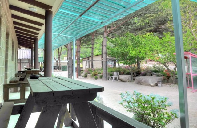 Inje Solbathwangto Pension