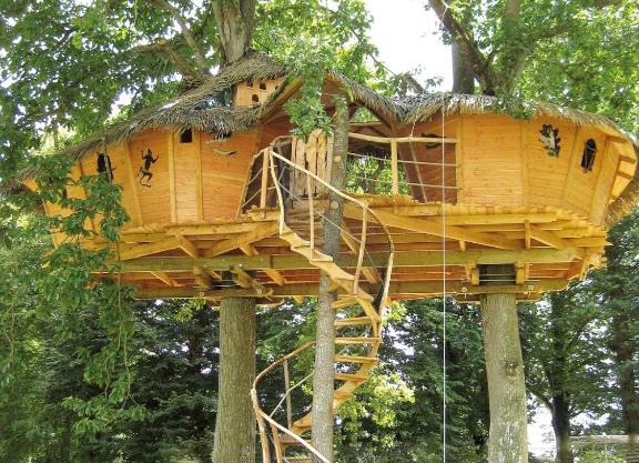 Insolites, Les Ormes, Epiniac