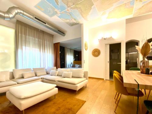 INTOMILAN I Design Apartment in the Heart of Milan
