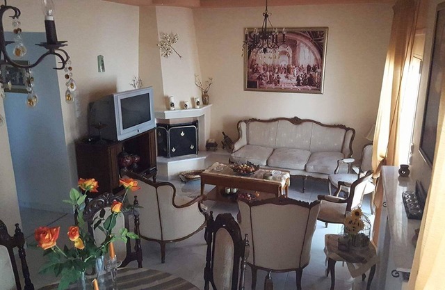 "Irini's Home" : A friendly luxurious appartment ideal for families and friends