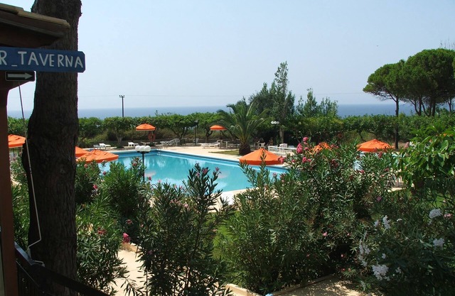 Irinna Hotel