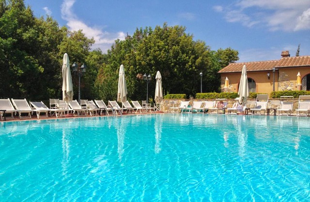 ISA-Residence with swimming-pool in Monteverdi Marittimo
