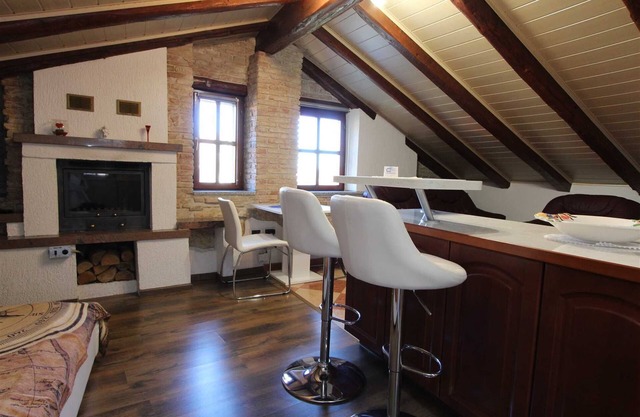 ISABEL Studio Apartment