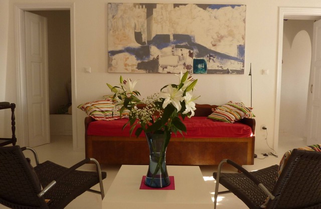 ISimoni, Azure House, Arnados, Tinos