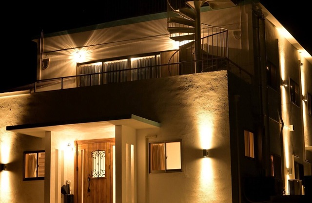 It is a guest house for rent in a Mie prefecture hospitality certified store. From 15,000 yen per person! We accept reservations from 4 people! Pet fee plus 3000 yen per pet ~