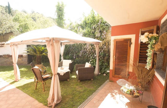 Maison Costa di Murlo Villa with garden