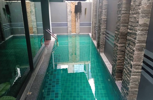 J RESIDENCE THONGLOR 8