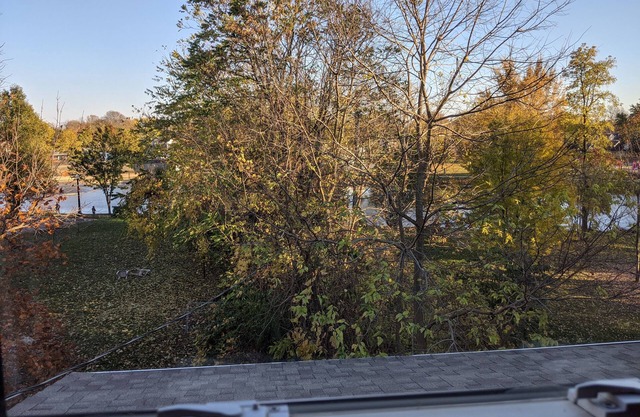 Jack's Joints on the River Apt B