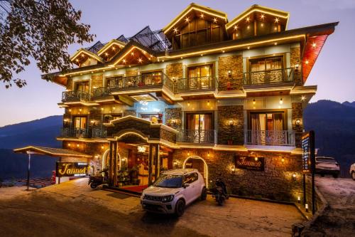 Jannat Resort and Spa Manali A Centrally Heated Himalayas View Resort