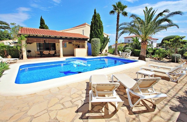 Jasmine - holiday villa with private pool in Moraira
