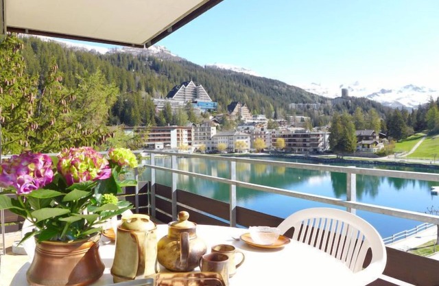 Jeanne D'Arc Apt. H-58 by Interhome