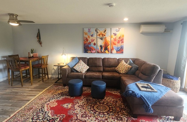 Jem family resort condo mins to Storyland & mtn views