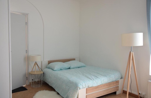 Joli Studio Plein Centre de Milly la Forêt