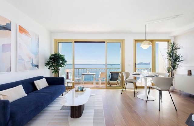 juan les pins suite luxuseuse front de mer