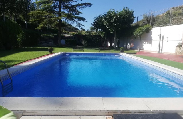 JUNCALVERA Villa with swimming pool in Rioja Alavesa