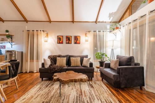 Jungle Oasis 2BR Cottage
