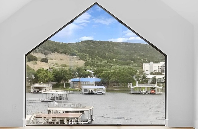 Juniper View 🖼️ Serene Cove 🎣 🛶 🏊🏼‍♂️ Deepwater Dock For Your Boats 🚤
