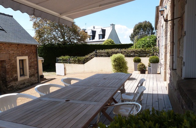 Just a few minutes from the sea -