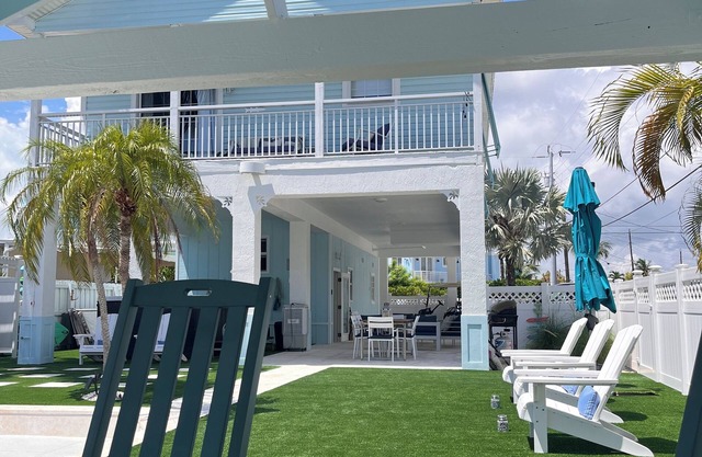 Just open for Xmas’24 & New Year ‘25, 3-2 Waterfront Paradise Keys House.MM103