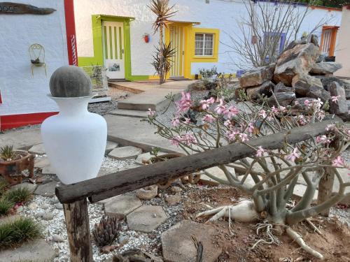 Kai-Oms Backpackers Lodge