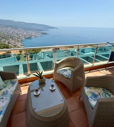 Kalamper Vista seaview and pool