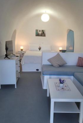 Kamaraki Grande Aroniadika