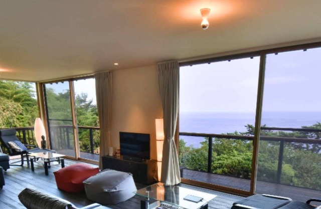 KANDO IZUINATORI - A villa with a spacious ocean view veranda