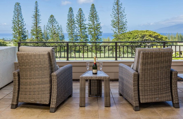 Kapalua Golf Villa 26T8: Oversized Ocean View Lanai