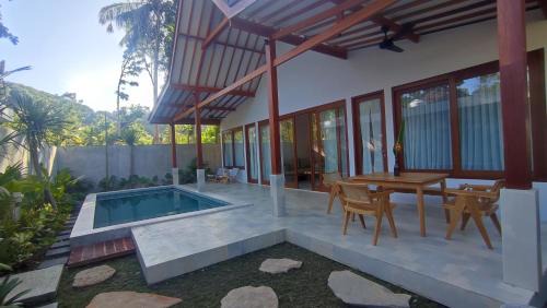 Karyana Villa 1