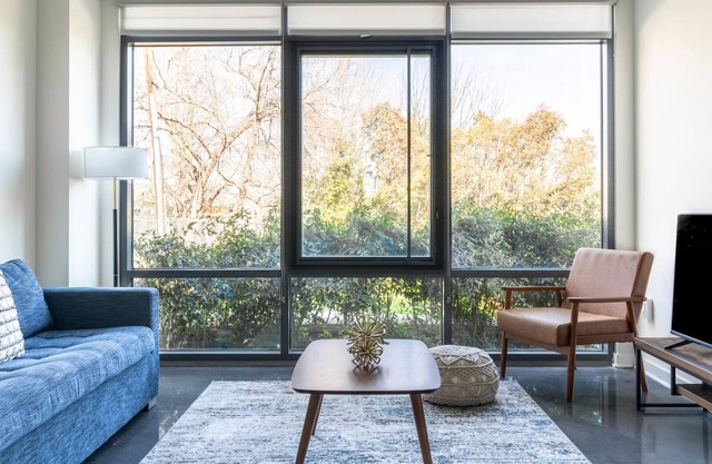 Kasa | Charming 2 BD + Fire Pit | Alexandria